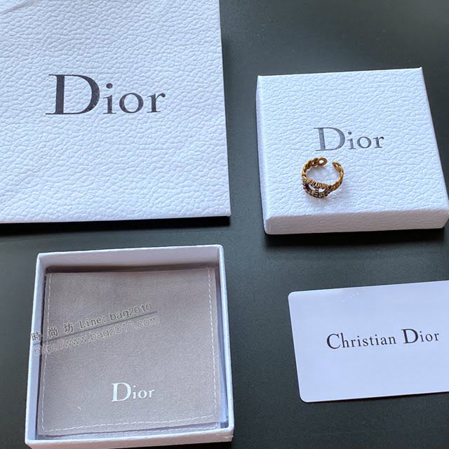 Dior飾品 迪奧經典熱銷款CD鑲嵌鑽戒指  zgd1459